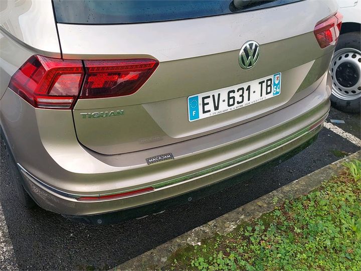 Photo 36 VIN: WVGZZZ5NZJW374413 - VOLKSWAGEN TIGUAN 