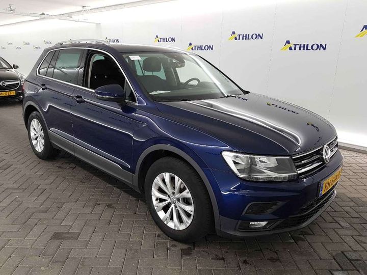 Photo 2 VIN: WVGZZZ5NZJW375913 - VOLKSWAGEN TIGUAN 