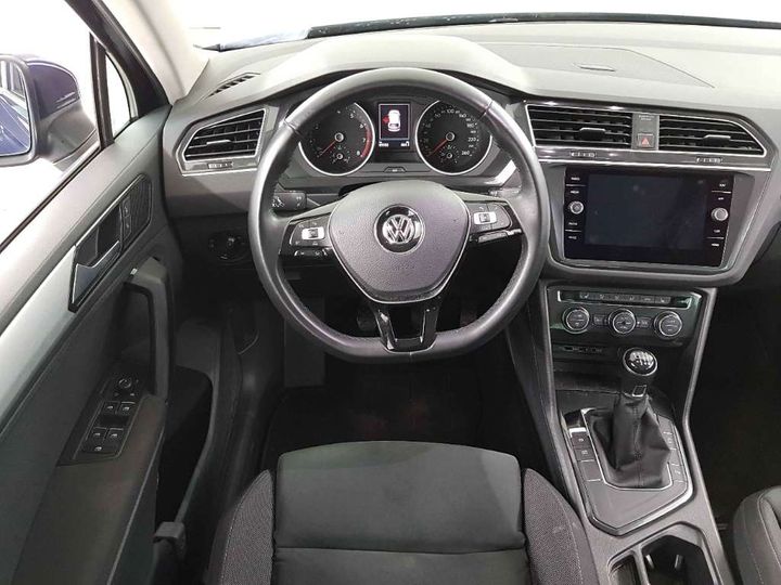 Photo 7 VIN: WVGZZZ5NZJW375913 - VOLKSWAGEN TIGUAN 