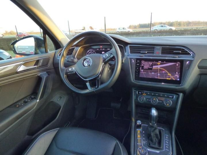 Photo 29 VIN: WVGZZZ5NZJW376402 - VOLKSWAGEN TIGUAN 