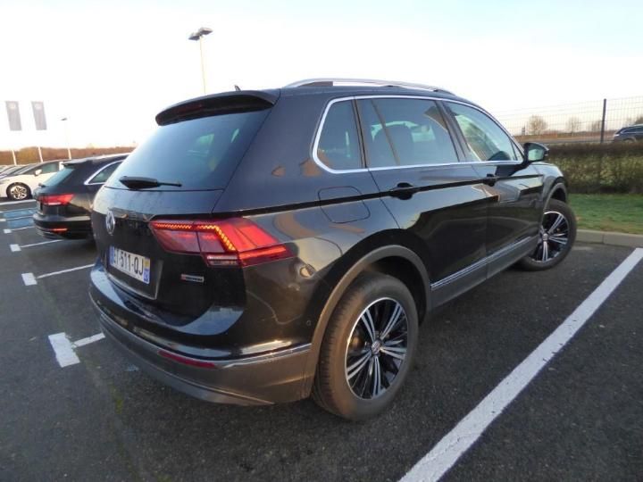 Photo 4 VIN: WVGZZZ5NZJW376402 - VOLKSWAGEN TIGUAN 