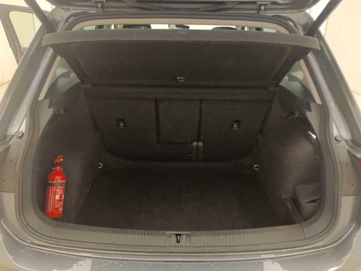 Photo 17 VIN: WVGZZZ5NZJW379650 - VW TIGUAN 