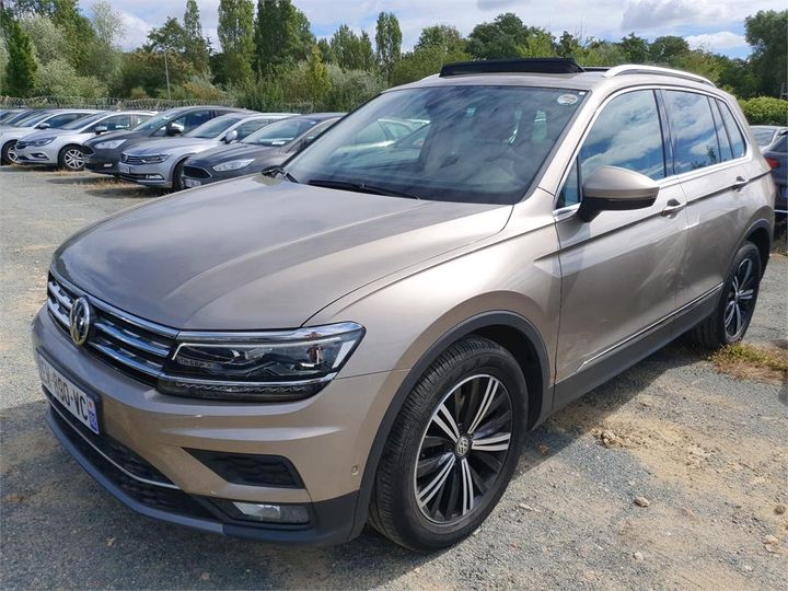 Photo 1 VIN: WVGZZZ5NZJW381234 - VOLKSWAGEN TIGUAN 