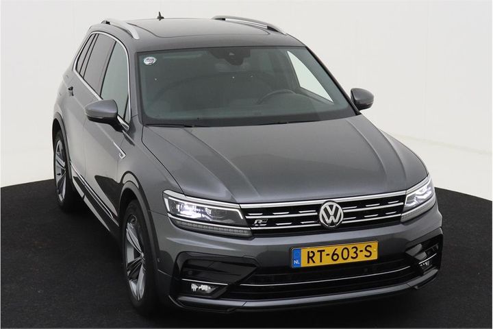 Photo 2 VIN: WVGZZZ5NZJW382107 - VOLKSWAGEN TIGUAN 