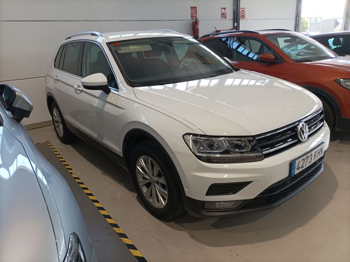 Photo 25 VIN: WVGZZZ5NZJW384796 - VOLKSWAGEN TIGUAN 