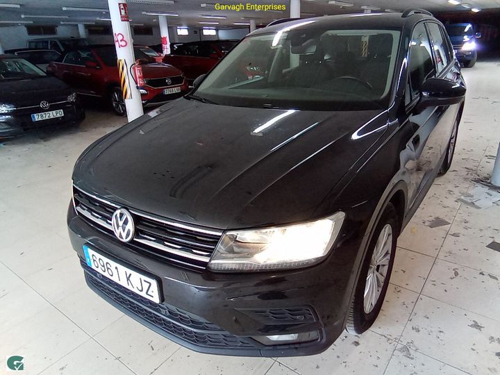 Photo 1 VIN: WVGZZZ5NZJW385193 - VOLKSWAGEN TIGUAN 