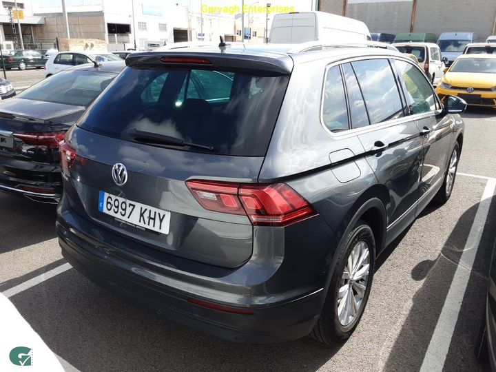 Photo 17 VIN: WVGZZZ5NZJW385388 - VOLKSWAGEN TIGUAN 