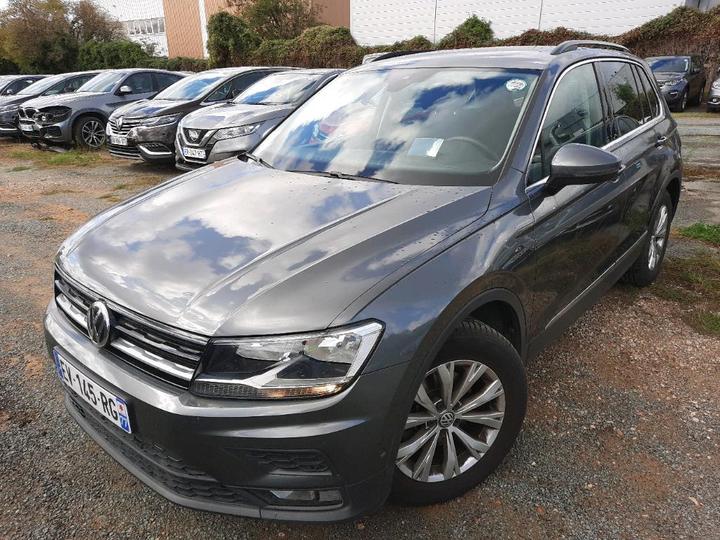 Photo 1 VIN: WVGZZZ5NZJW385902 - VOLKSWAGEN TIGUAN 