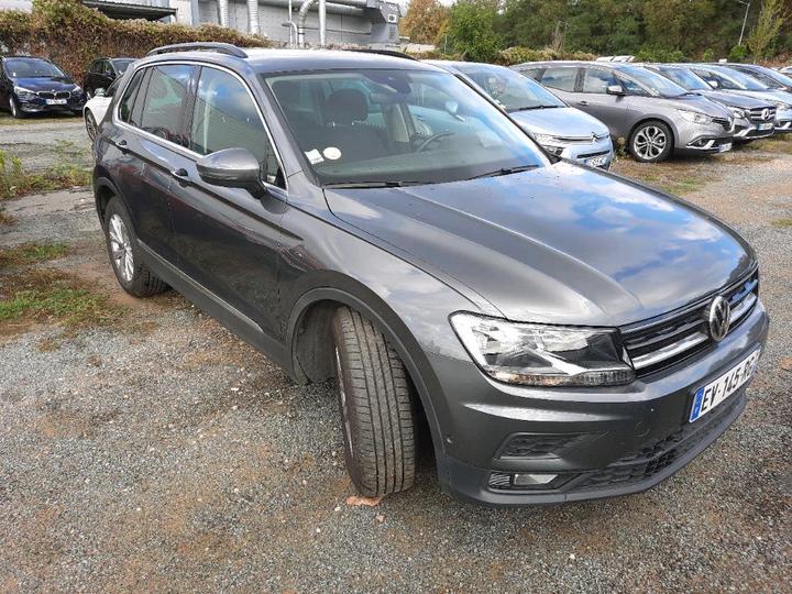 Photo 2 VIN: WVGZZZ5NZJW385902 - VOLKSWAGEN TIGUAN 