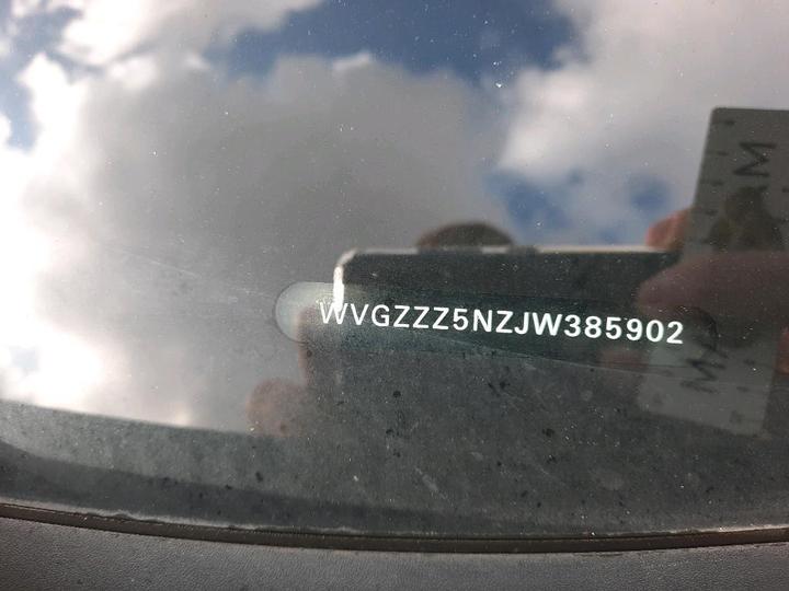 Photo 8 VIN: WVGZZZ5NZJW385902 - VOLKSWAGEN TIGUAN 