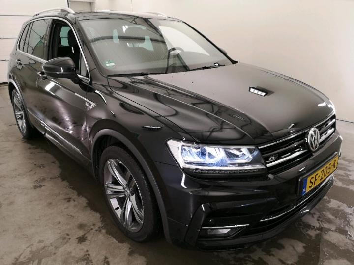 Photo 4 VIN: WVGZZZ5NZJW387653 - VOLKSWAGEN TIGUAN 