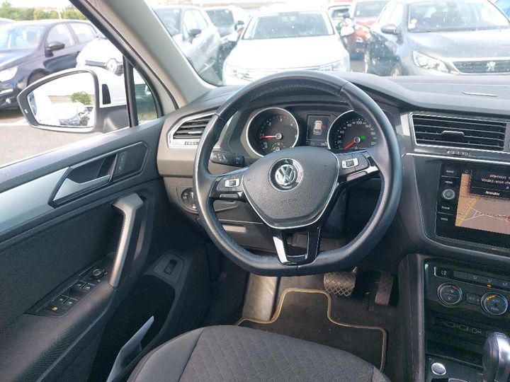 Photo 5 VIN: WVGZZZ5NZJW392505 - VOLKSWAGEN TIGUAN 