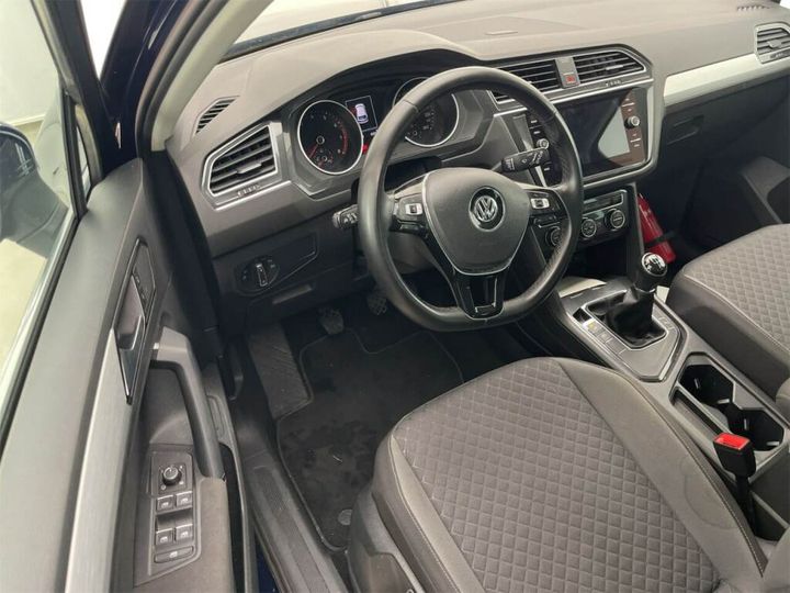 Photo 17 VIN: WVGZZZ5NZJW393037 - VW TIGUAN 