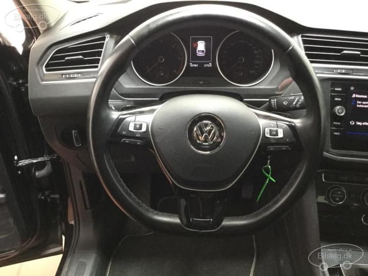 Photo 18 VIN: WVGZZZ5NZJW395762 - VOLKSWAGEN TIGUAN SUV 