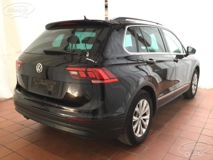 Photo 7 VIN: WVGZZZ5NZJW395762 - VOLKSWAGEN TIGUAN SUV 