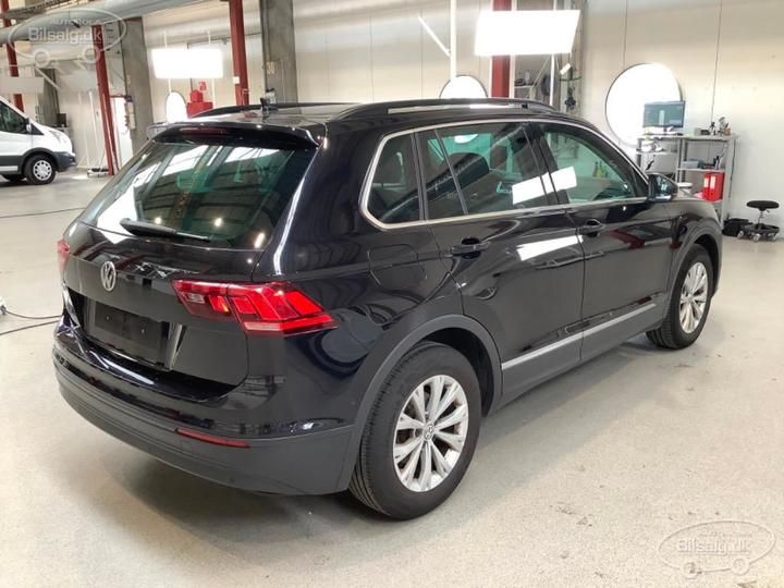 Photo 21 VIN: WVGZZZ5NZJW399943 - VOLKSWAGEN TIGUAN ESTATE 