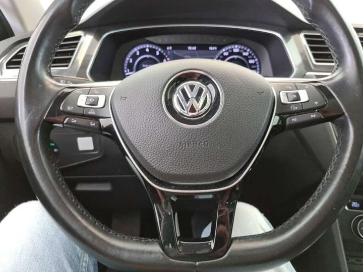 Photo 15 VIN: WVGZZZ5NZJW404076 - VOLKSWAGEN TIGUAN 