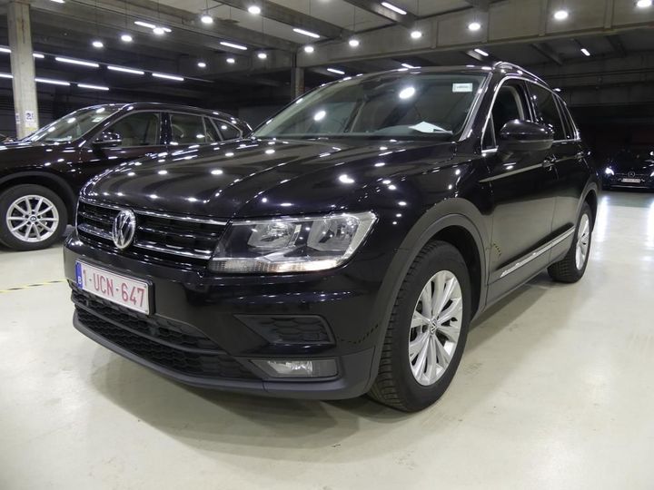 Photo 1 VIN: WVGZZZ5NZJW404695 - VOLKSWAGEN TIGUAN 