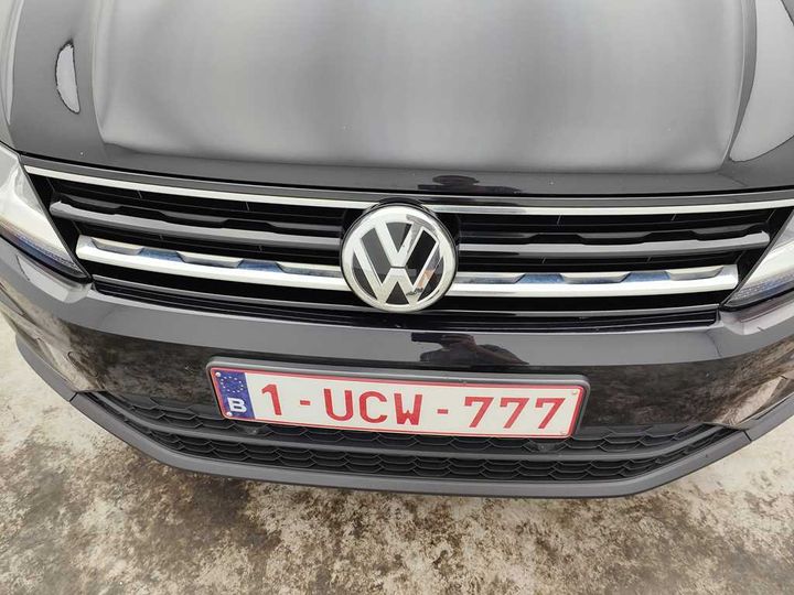 Photo 5 VIN: WVGZZZ5NZJW405721 - VOLKSWAGEN TIGUAN &#3916 