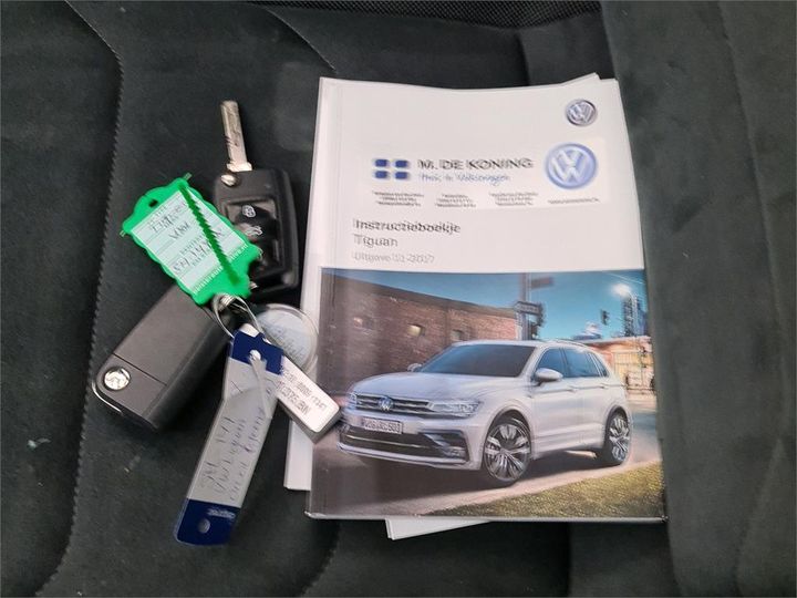 Photo 4 VIN: WVGZZZ5NZJW407296 - VOLKSWAGEN TIGUAN 