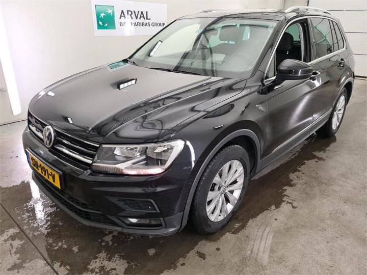 Photo 1 VIN: WVGZZZ5NZJW407596 - VOLKSWAGEN TIGUAN 