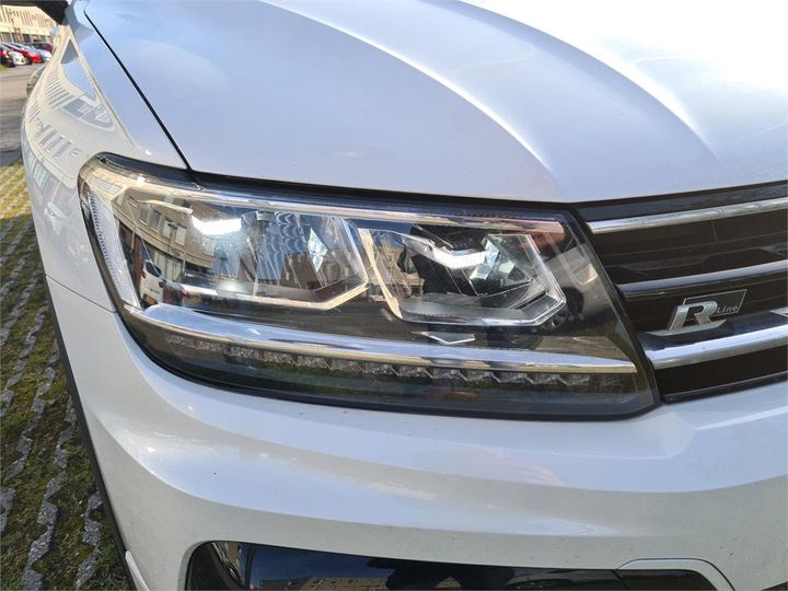 Photo 11 VIN: WVGZZZ5NZJW407939 - VOLKSWAGEN TIGUAN 