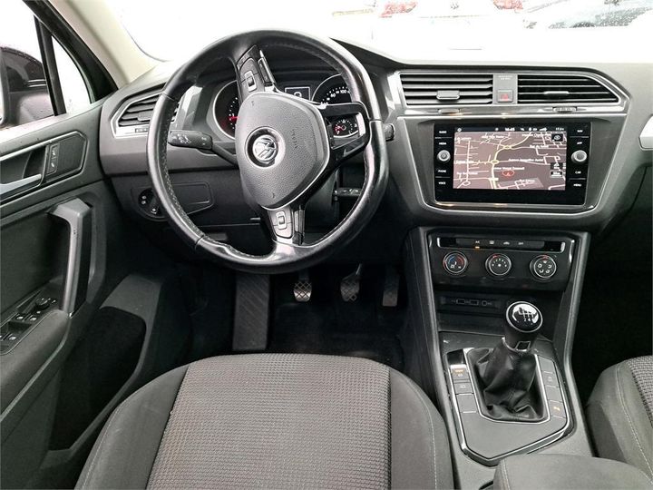 Photo 32 VIN: WVGZZZ5NZJW408504 - VOLKSWAGEN TIGUAN 