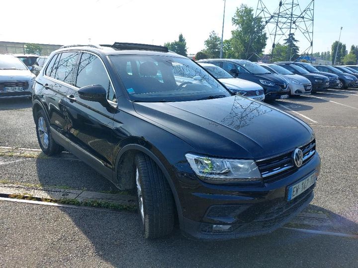 Photo 2 VIN: WVGZZZ5NZJW409900 - VOLKSWAGEN TIGUAN 