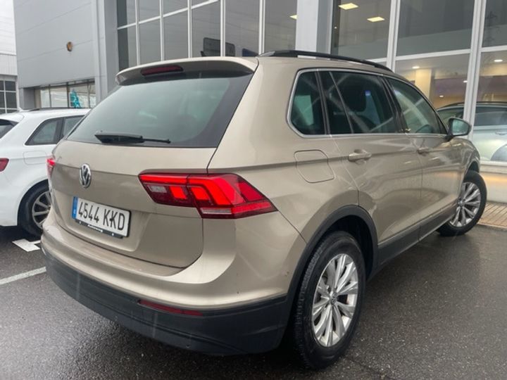 Photo 17 VIN: WVGZZZ5NZJW410079 - VOLKSWAGEN TIGUAN 