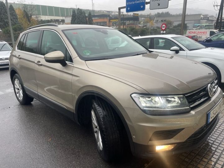 Photo 18 VIN: WVGZZZ5NZJW410079 - VOLKSWAGEN TIGUAN 