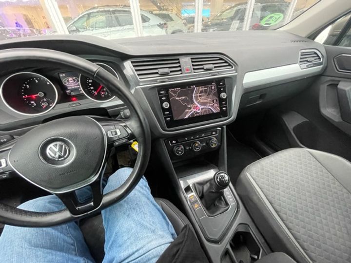 Photo 21 VIN: WVGZZZ5NZJW410079 - VOLKSWAGEN TIGUAN 