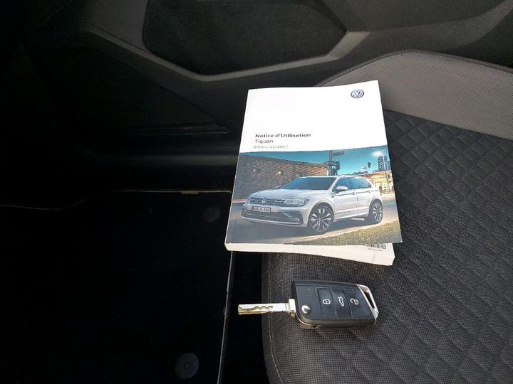 Photo 9 VIN: WVGZZZ5NZJW411023 - VOLKSWAGEN TIGUAN 