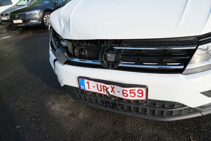 Photo 23 VIN: WVGZZZ5NZJW411042 - VOLKSWAGEN TIGUAN &#3916 