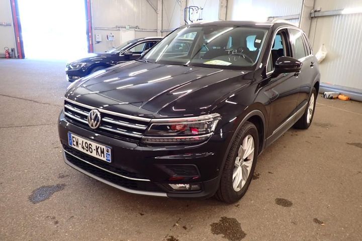 Photo 1 VIN: WVGZZZ5NZJW411603 - VOLKSWAGEN TIGUAN 