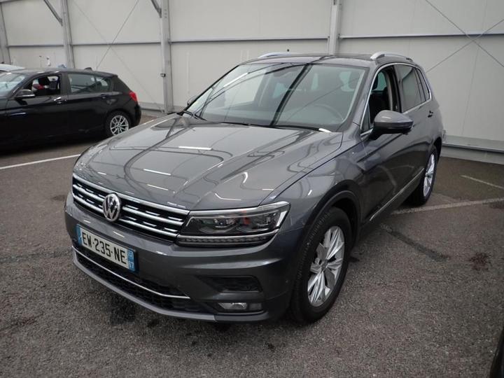 Photo 1 VIN: WVGZZZ5NZJW411695 - VOLKSWAGEN TIGUAN 