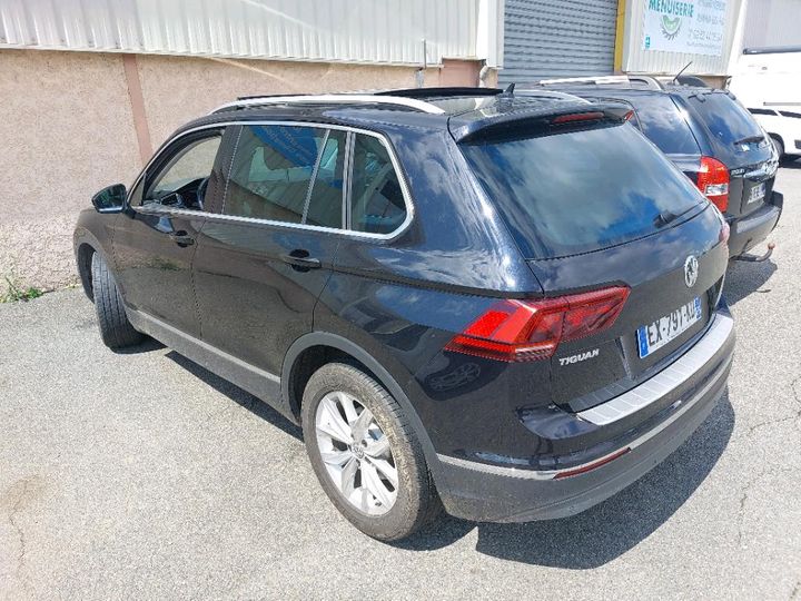 Photo 3 VIN: WVGZZZ5NZJW411726 - VOLKSWAGEN TIGUAN 