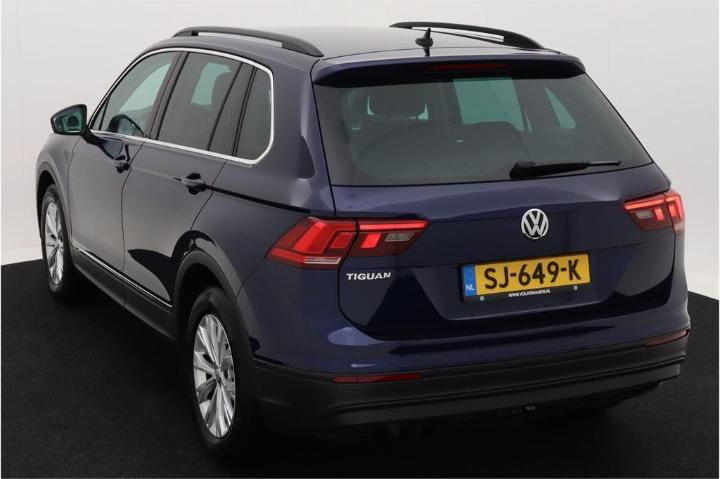 Photo 4 VIN: WVGZZZ5NZJW411917 - VOLKSWAGEN TIGUAN 