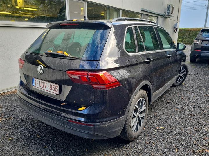 Photo 2 VIN: WVGZZZ5NZJW412382 - VOLKSWAGEN TIGUAN 