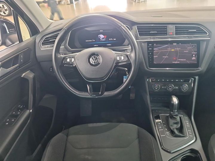 Photo 5 VIN: WVGZZZ5NZJW412892 - VW TIGUAN 