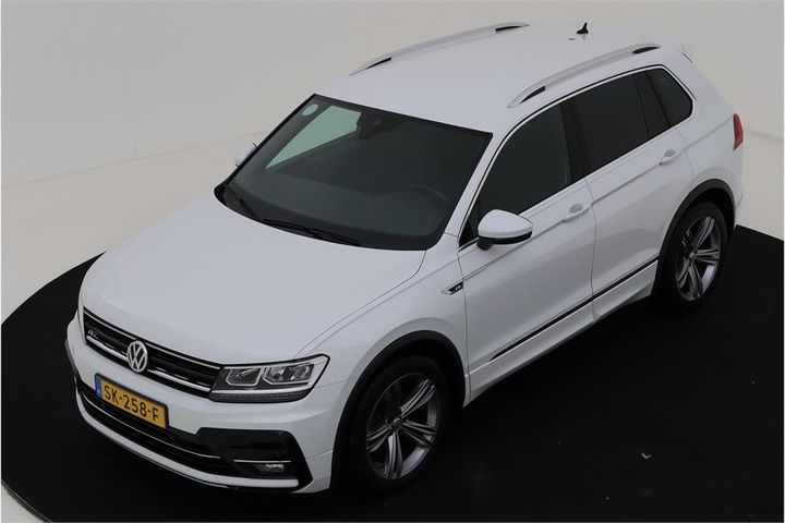 Photo 1 VIN: WVGZZZ5NZJW413418 - VOLKSWAGEN TIGUAN 