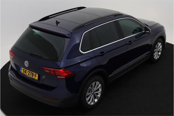 Photo 3 VIN: WVGZZZ5NZJW413795 - VOLKSWAGEN TIGUAN 