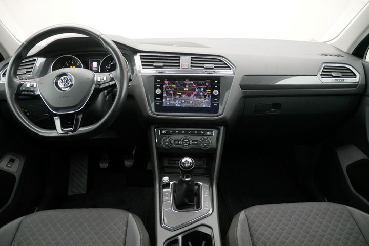 Photo 8 VIN: WVGZZZ5NZJW416110 - VOLKSWAGEN TIGUAN 