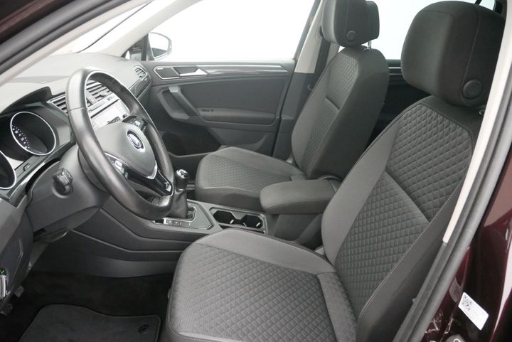 Photo 9 VIN: WVGZZZ5NZJW416110 - VOLKSWAGEN TIGUAN 