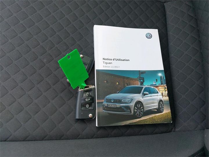 Photo 9 VIN: WVGZZZ5NZJW417013 - VOLKSWAGEN TIGUAN 