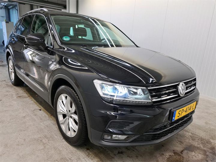 Photo 2 VIN: WVGZZZ5NZJW422994 - VOLKSWAGEN TIGUAN 