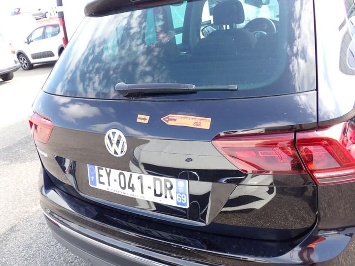 Photo 31 VIN: WVGZZZ5NZJW423127 - VOLKSWAGEN TIGUAN 