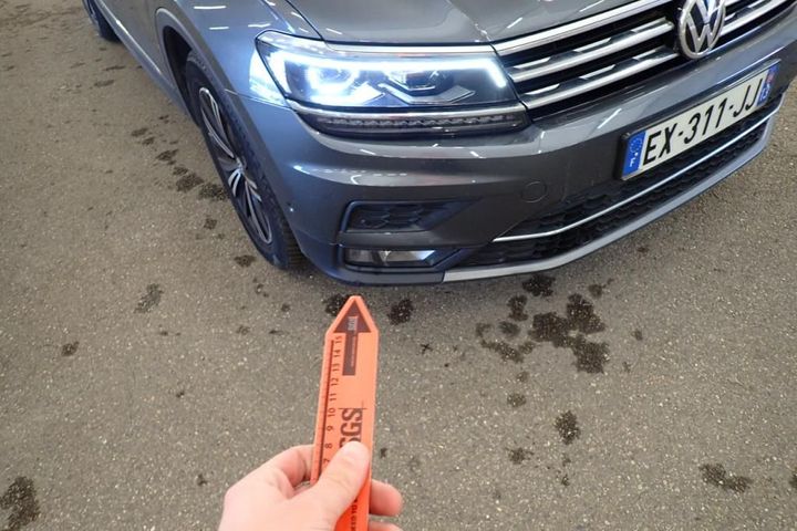 Photo 21 VIN: WVGZZZ5NZJW423383 - VOLKSWAGEN TIGUAN 