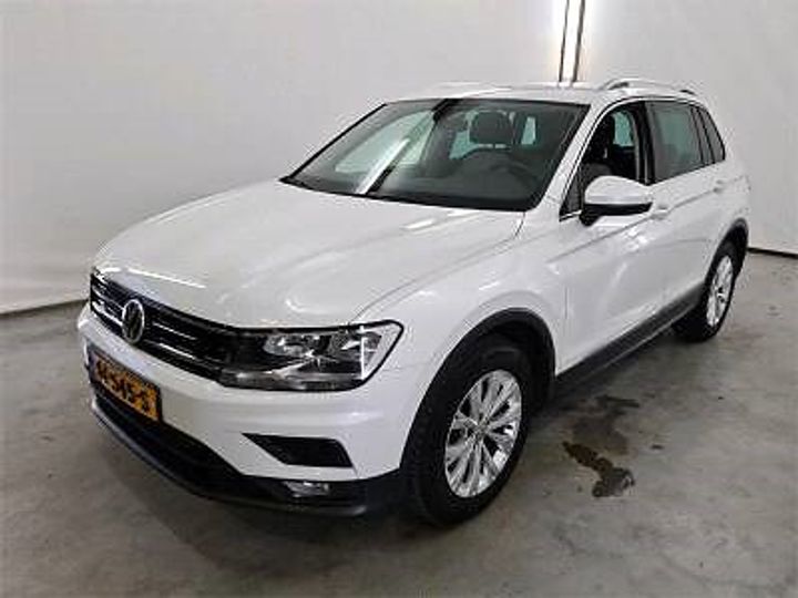 Photo 1 VIN: WVGZZZ5NZJW424231 - VOLKSWAGEN TIGUAN 