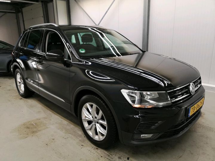 Photo 2 VIN: WVGZZZ5NZJW428293 - VOLKSWAGEN TIGUAN 