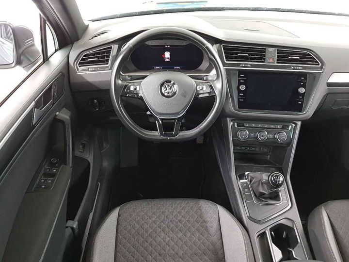 Photo 7 VIN: WVGZZZ5NZJW428677 - VOLKSWAGEN TIGUAN 